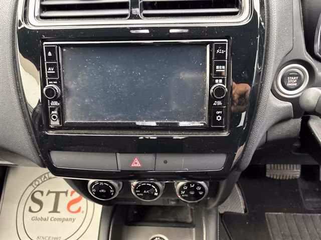 MITSUBISHI RVR