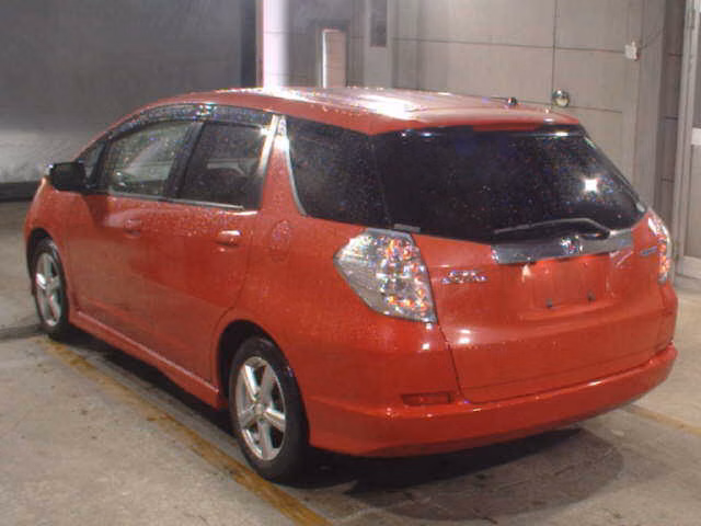HONDA FIT SHUTTLE