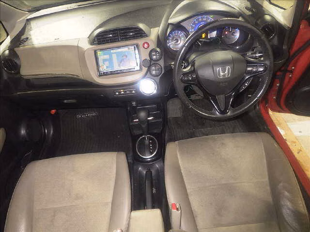HONDA FIT SHUTTLE