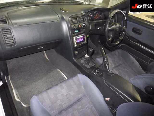 NISSAN SKYLINE