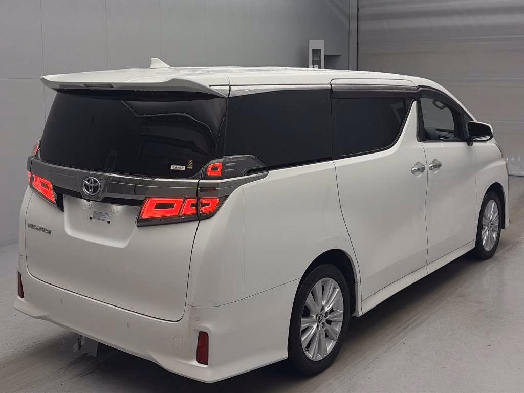 TOYOTA VELLFIRE
