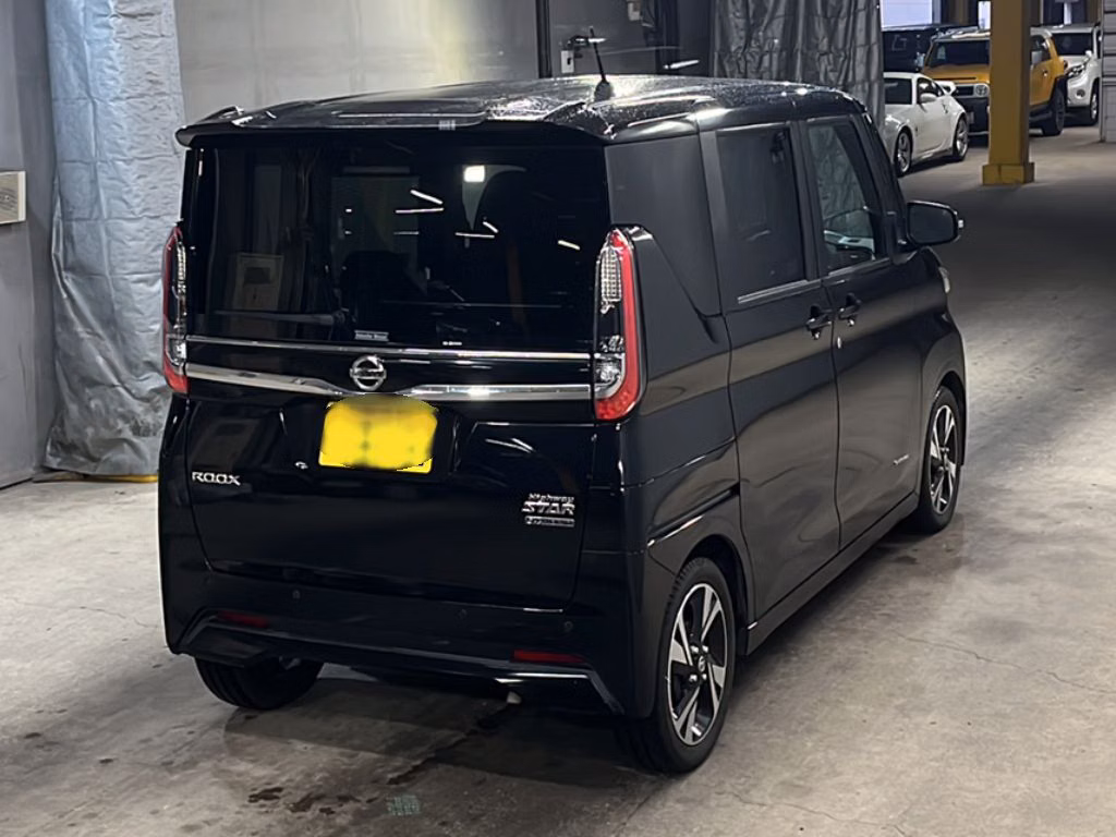 NISSAN ROOX