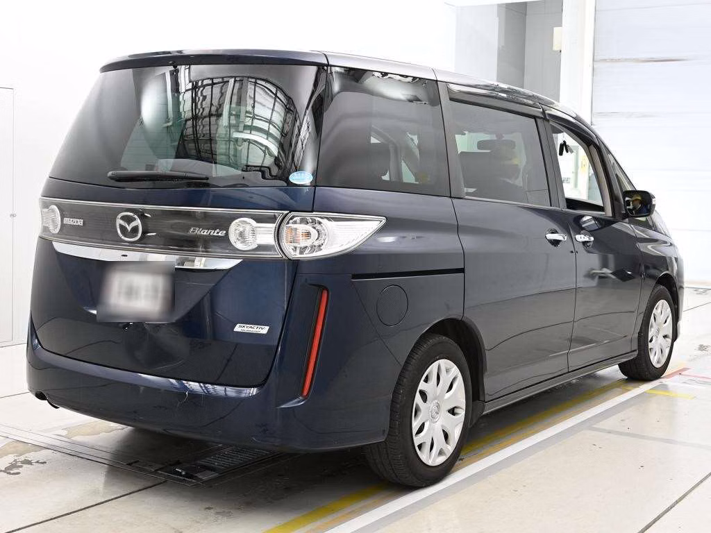 MAZDA BIANTE