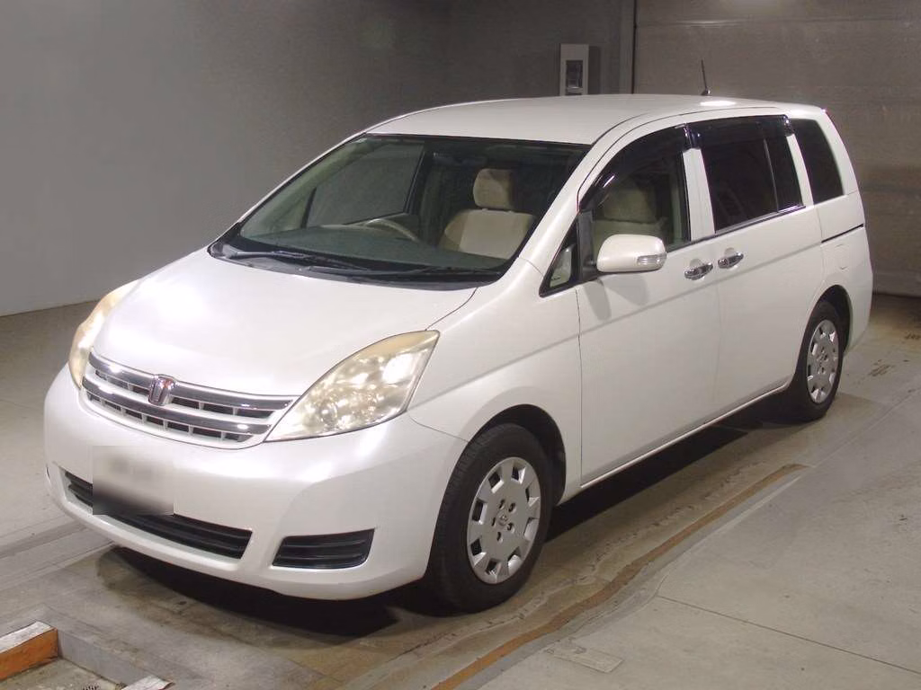 TOYOTA ISIS