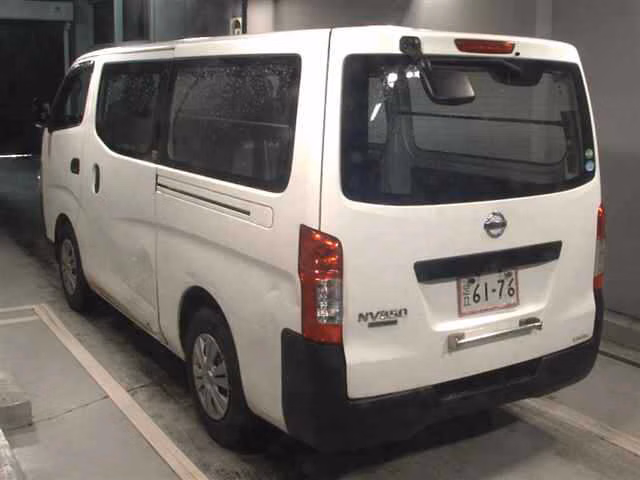 NISSAN NV350 CARAVAN