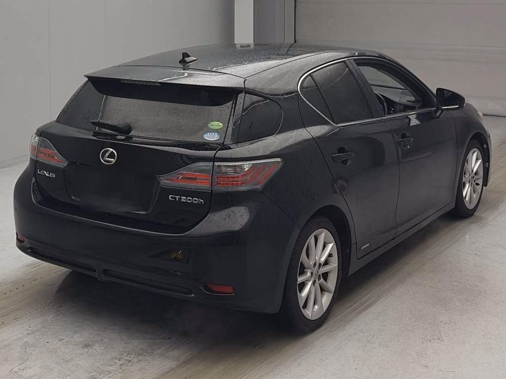 LEXUS CT200H