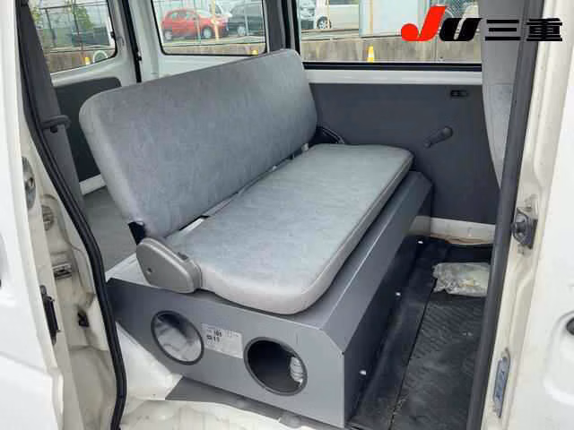 MITSUBISHI MINICAB