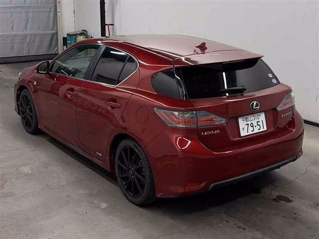 LEXUS CT200H