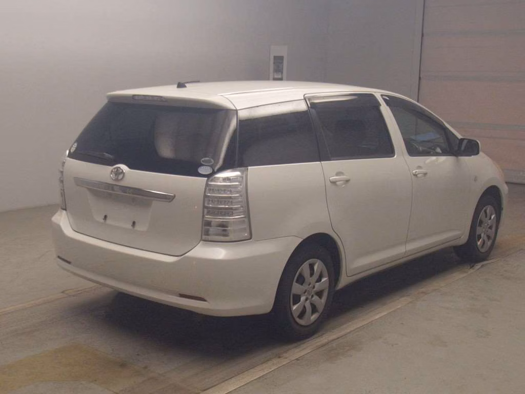 TOYOTA WISH