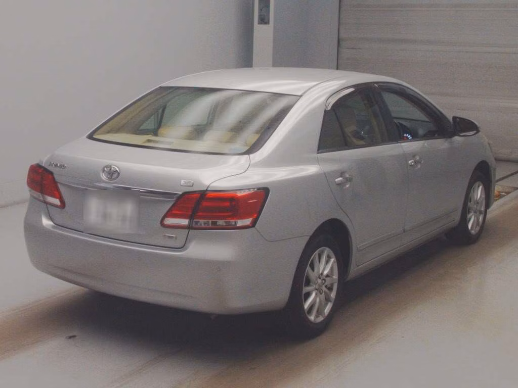 TOYOTA PREMIO