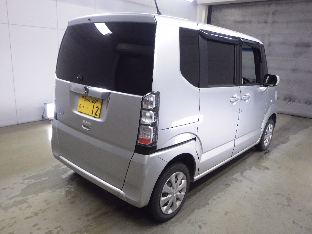 HONDA N-BOX+