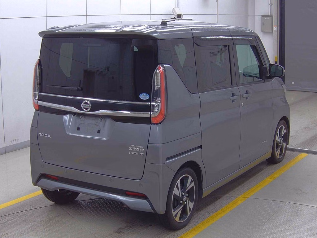 NISSAN ROOX