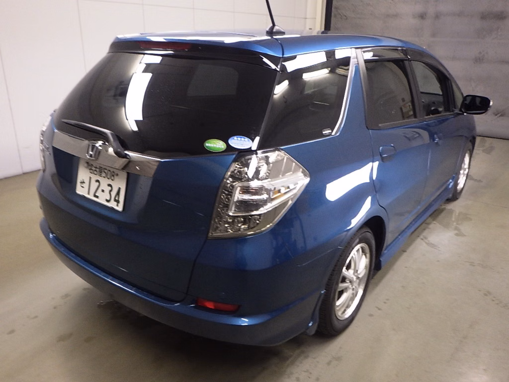 HONDA FIT SHUTTLE