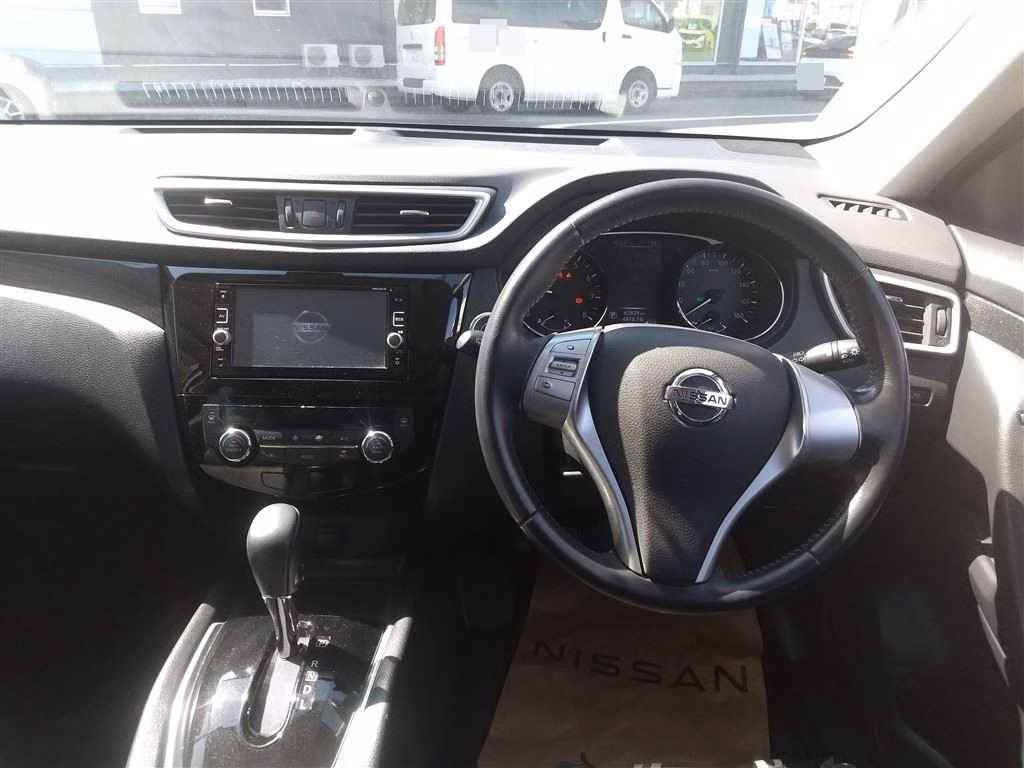 NISSAN X-TRAIL