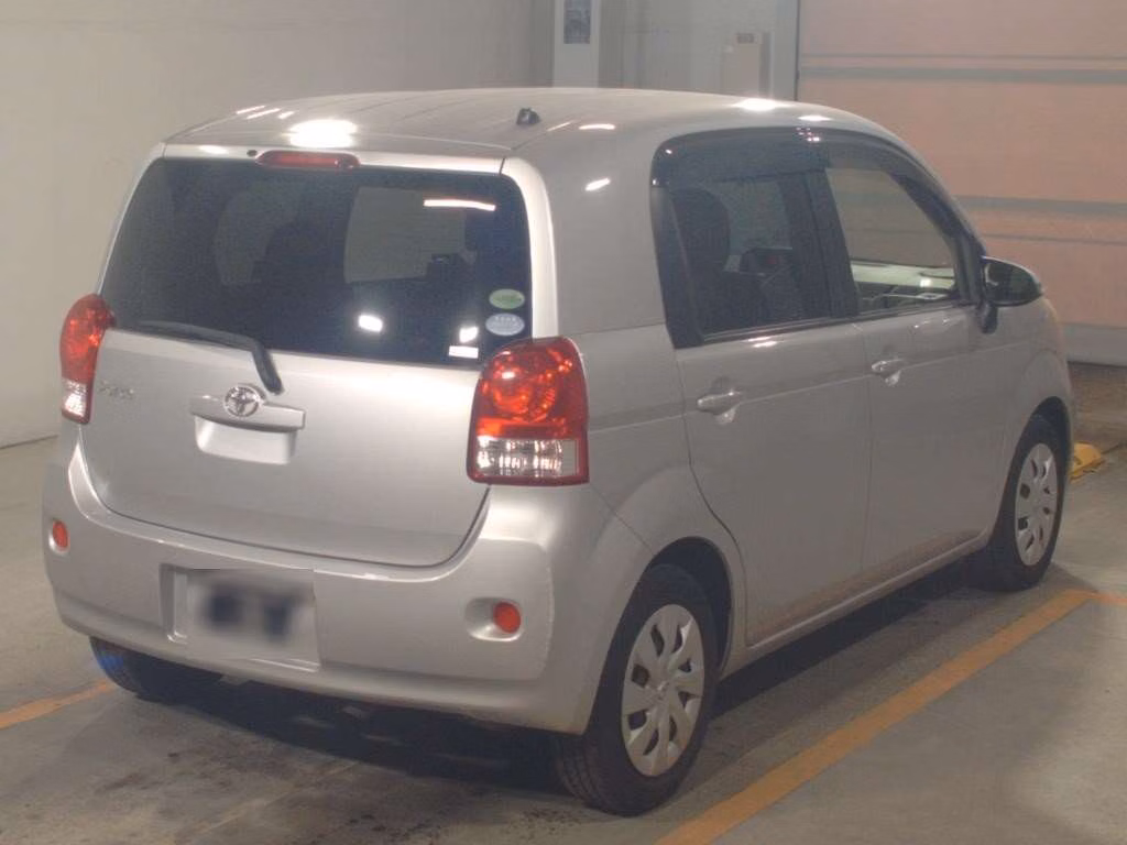 TOYOTA PORTE