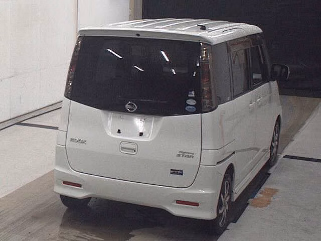 NISSAN ROOX