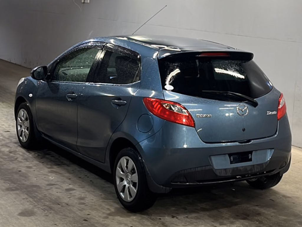 MAZDA DEMIO