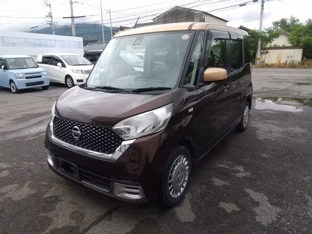 NISSAN DAYZ ROOX