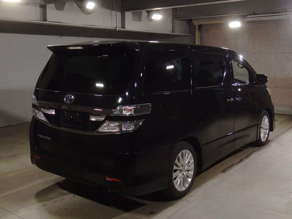 TOYOTA VELLFIRE