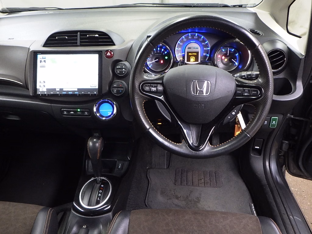 HONDA FIT SHUTTLE