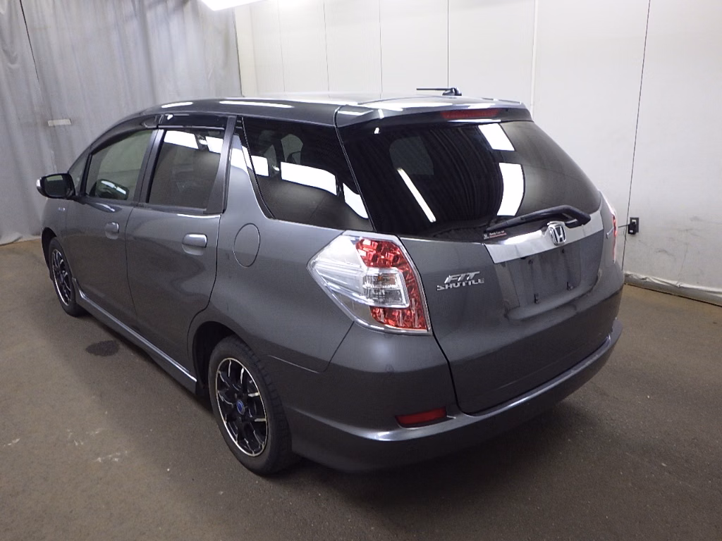 HONDA FIT SHUTTLE