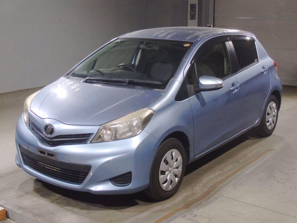 TOYOTA VITZ