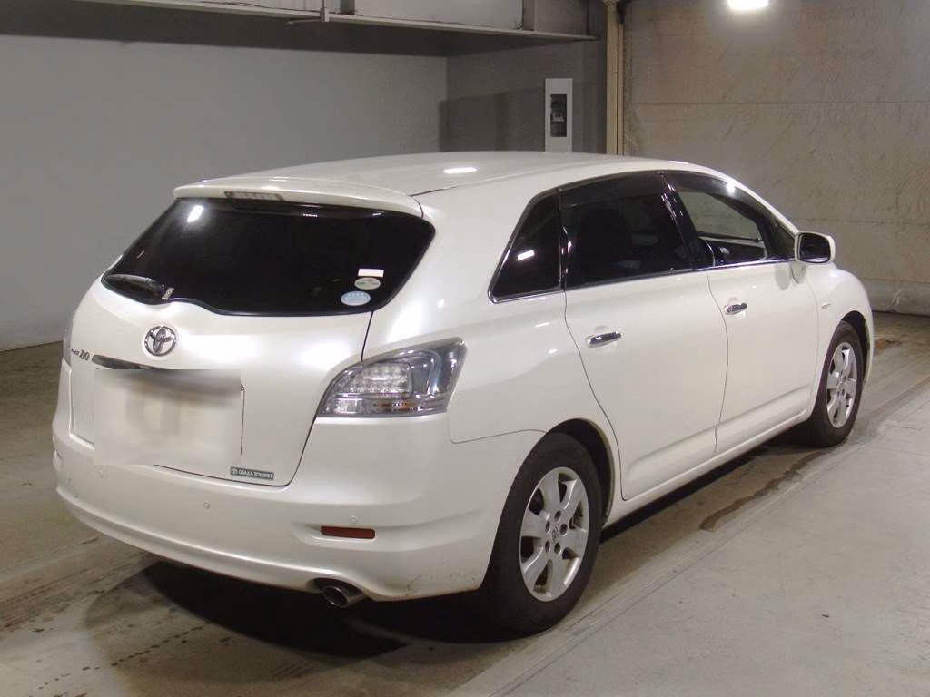 TOYOTA MARK X ZIO
