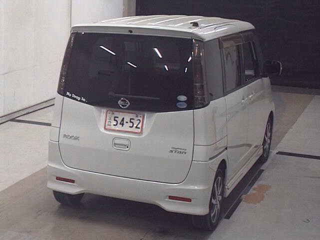 NISSAN ROOX