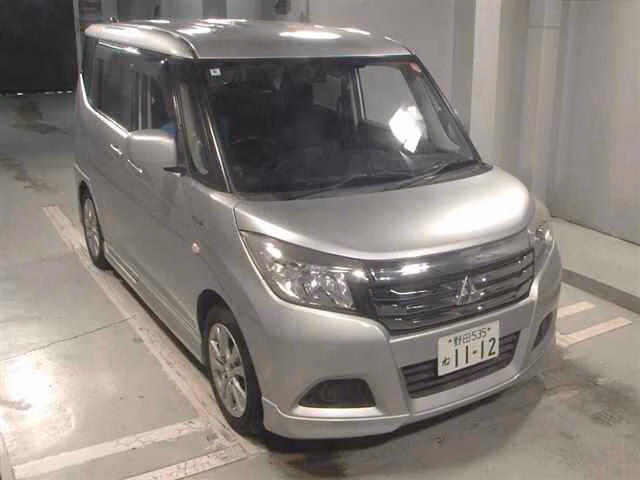 MITSUBISHI DELICA D:2
