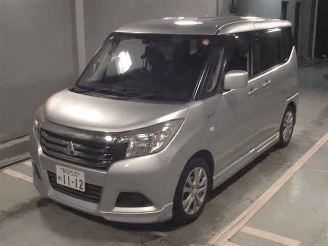 MITSUBISHI DELICA D:2