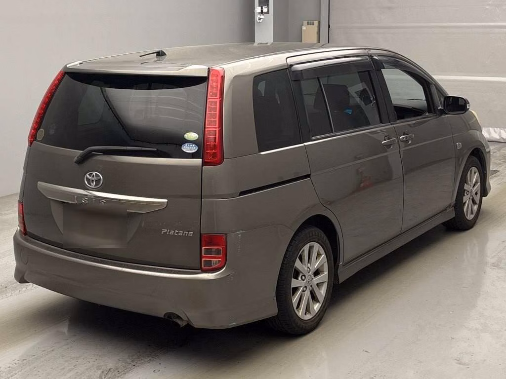 TOYOTA ISIS