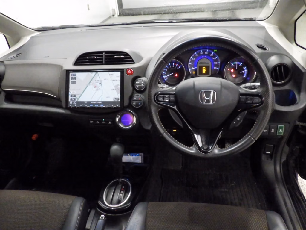 HONDA FIT SHUTTLE