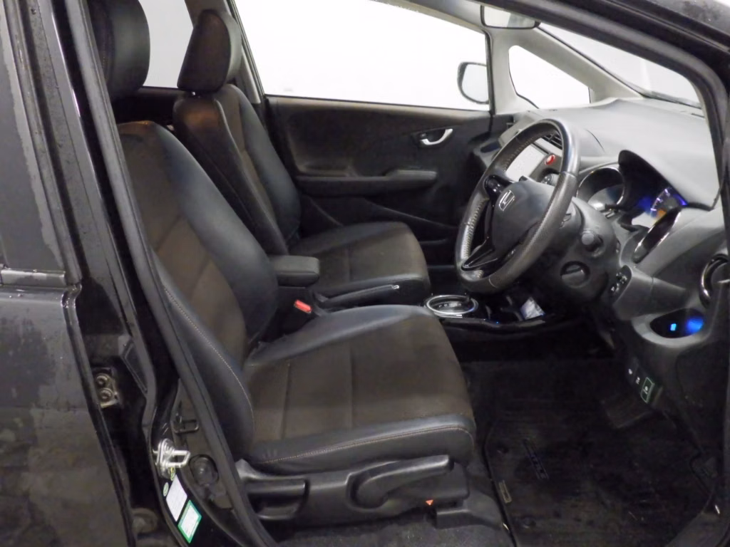 HONDA FIT SHUTTLE