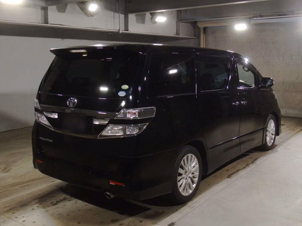 TOYOTA VELLFIRE