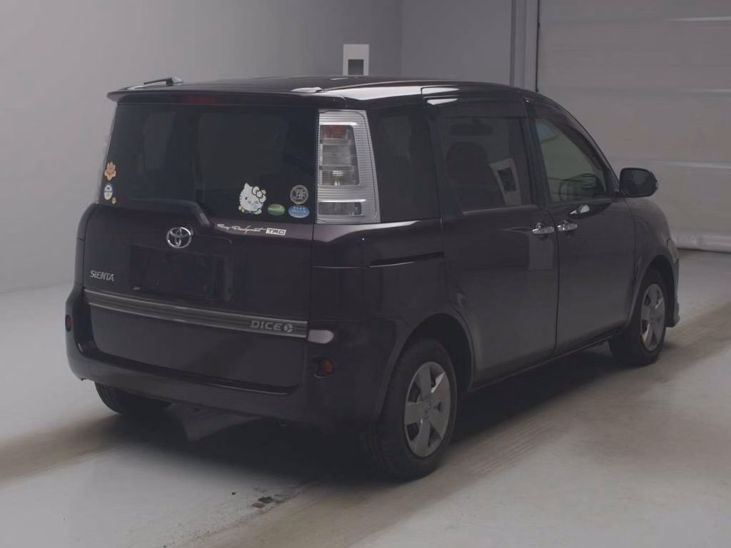 TOYOTA SIENTA