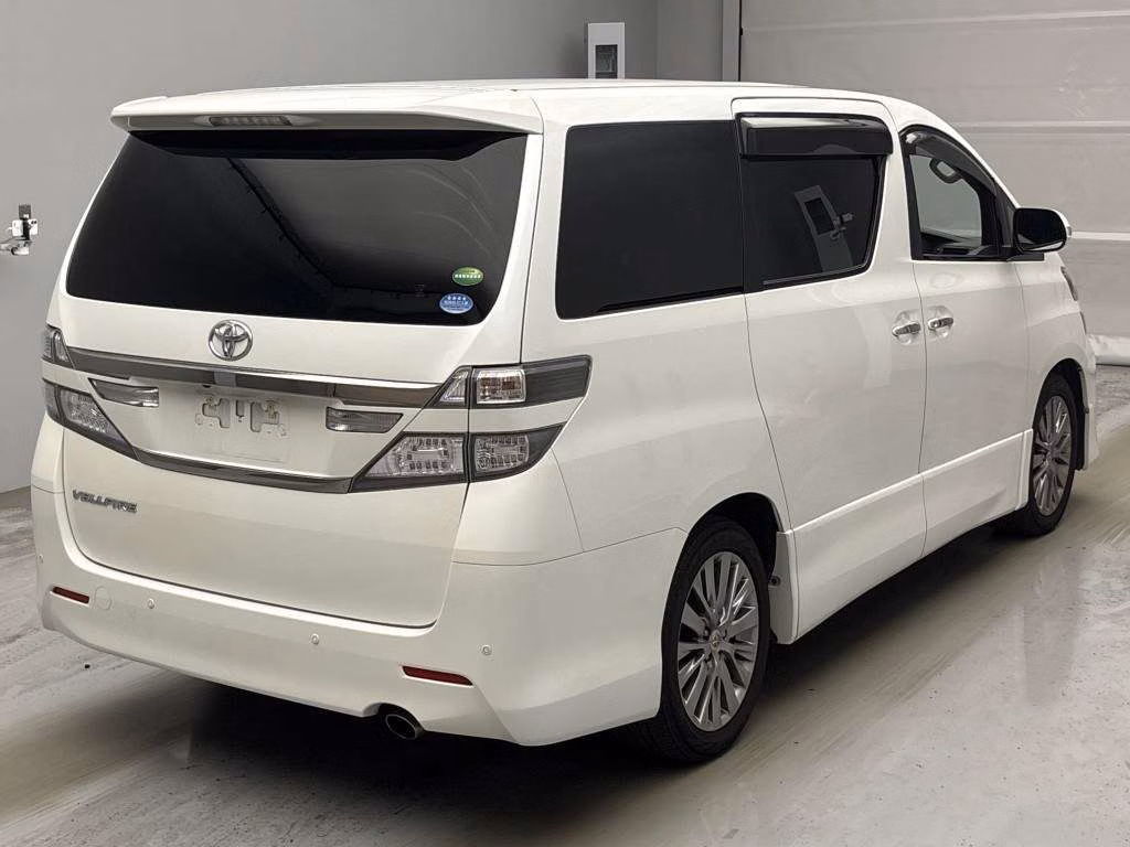 TOYOTA VELLFIRE