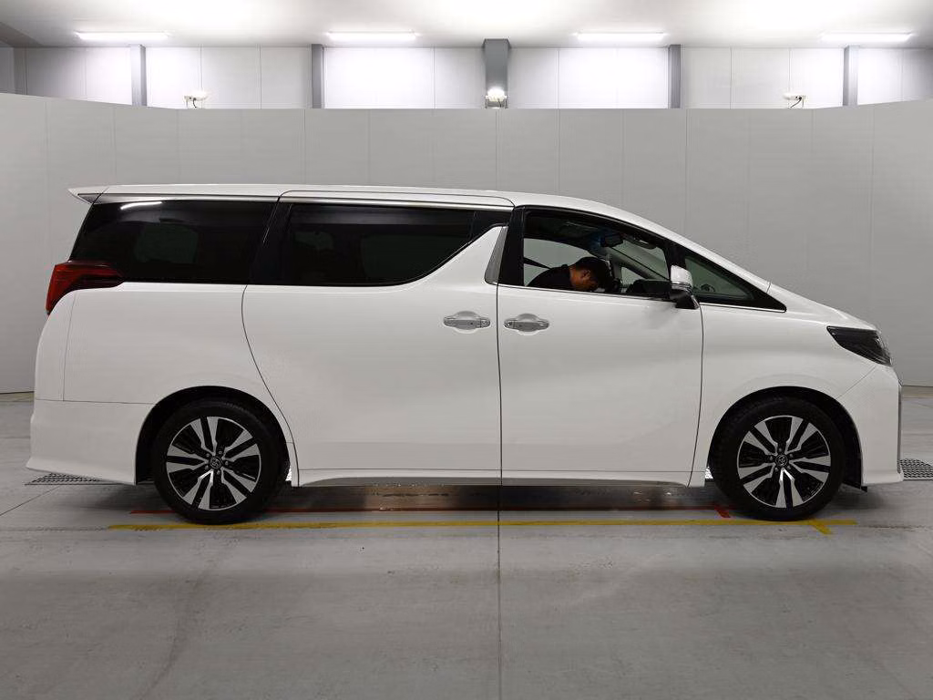 TOYOTA ALPHARD
