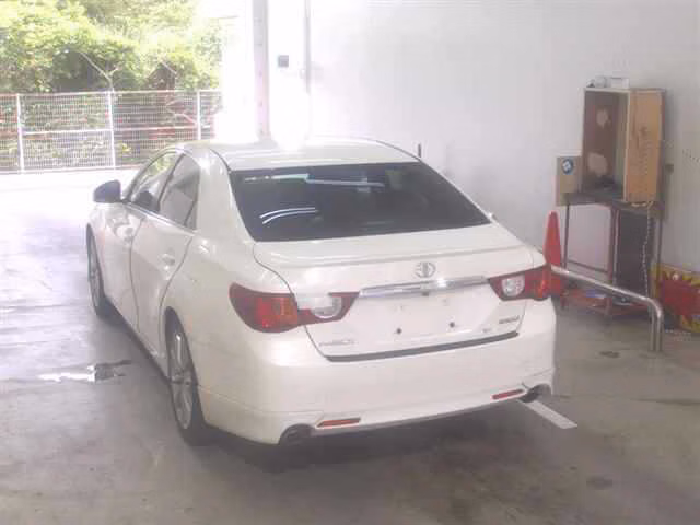 TOYOTA MARK X