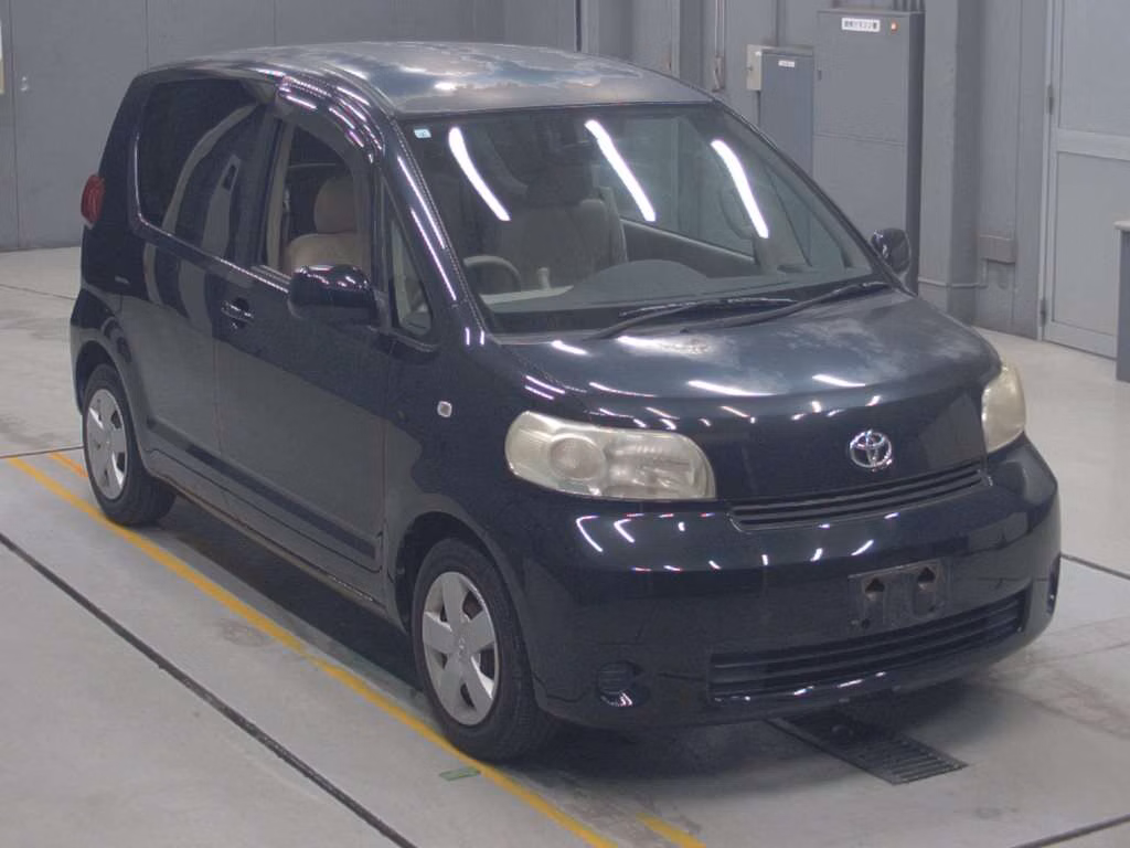 TOYOTA PORTE