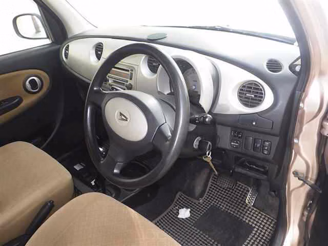DAIHATSU MIRA GINO