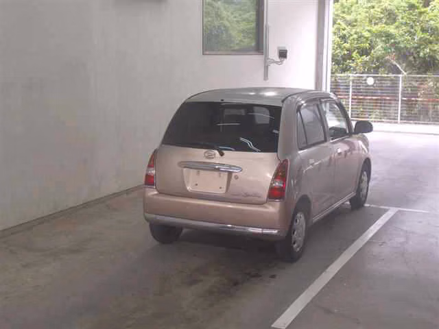 DAIHATSU MIRA GINO