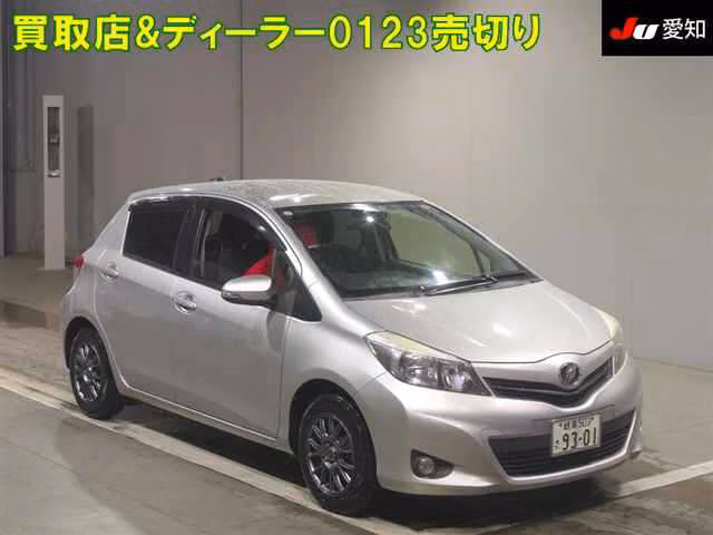 TOYOTA VITZ
