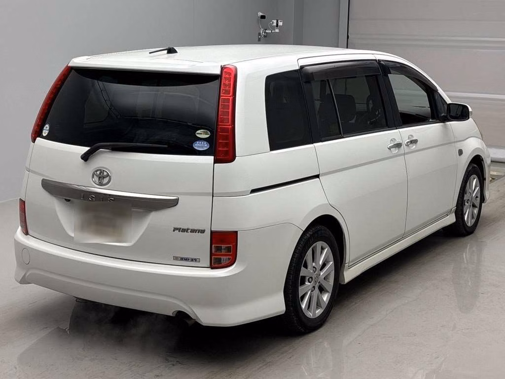 TOYOTA ISIS