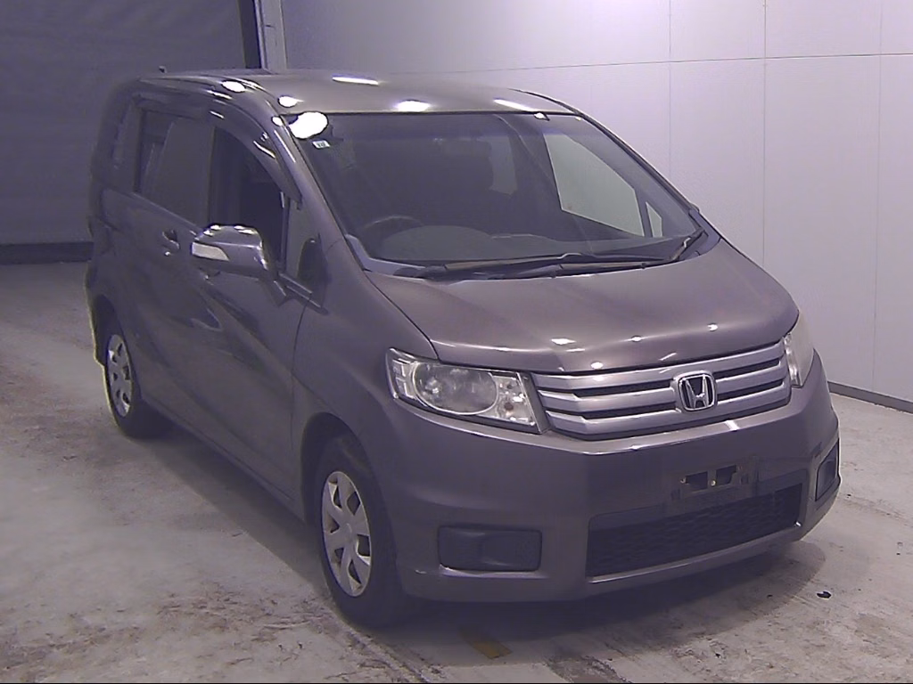 HONDA FREED SPIKE