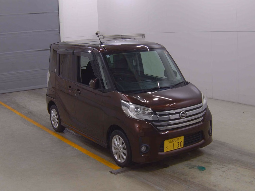 NISSAN DAYZ ROOX