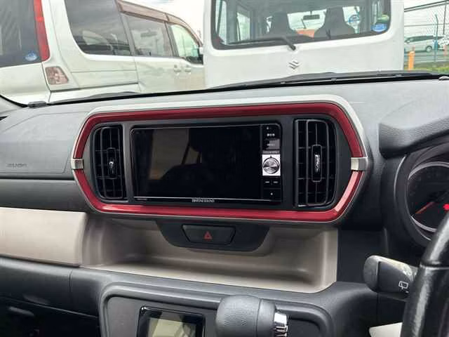 DAIHATSU BOON
