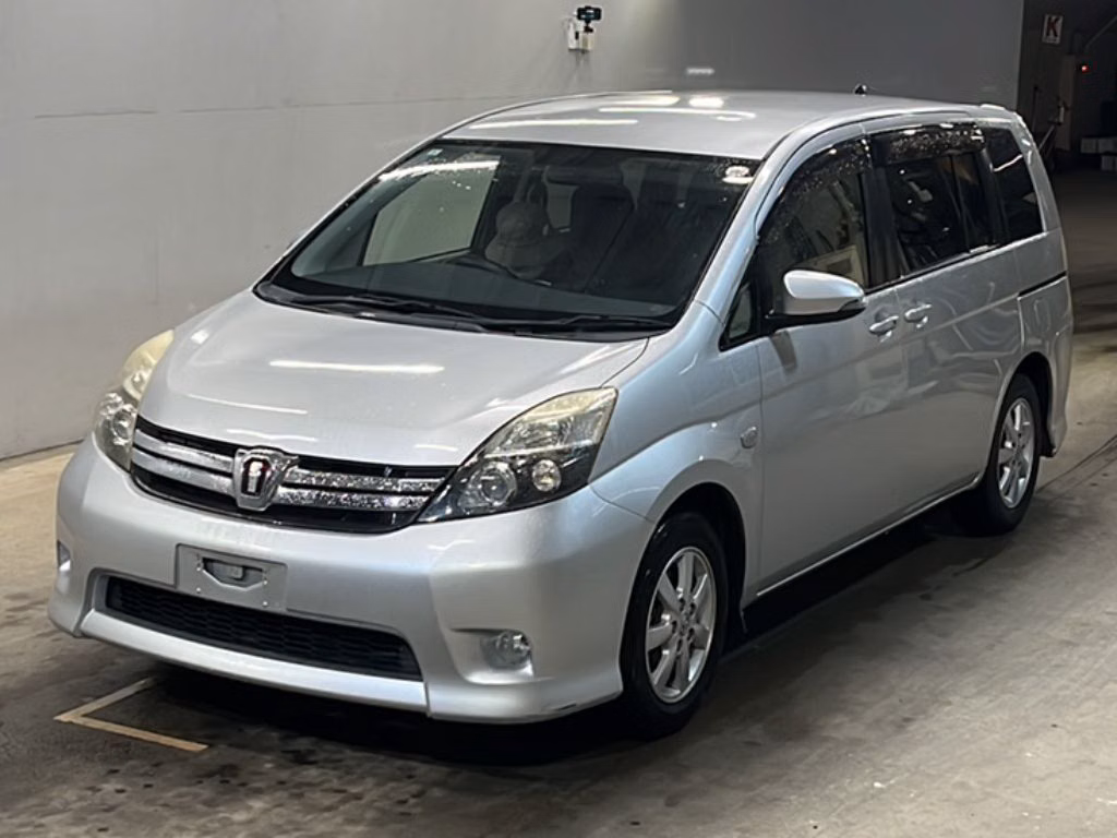 TOYOTA ISIS