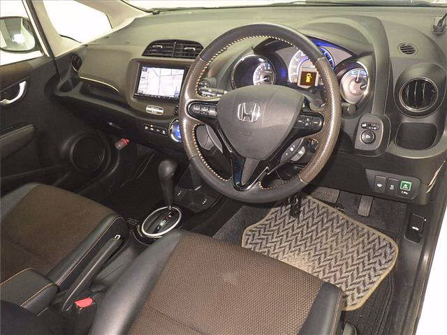 HONDA FIT SHUTTLE