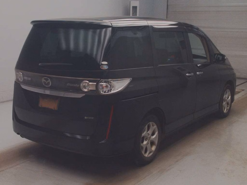 MAZDA BIANTE