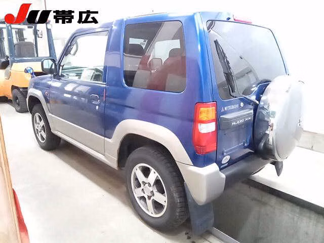 MITSUBISHI PAJERO MINI